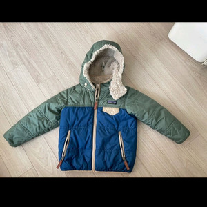 파타고니아 키즈 패딩