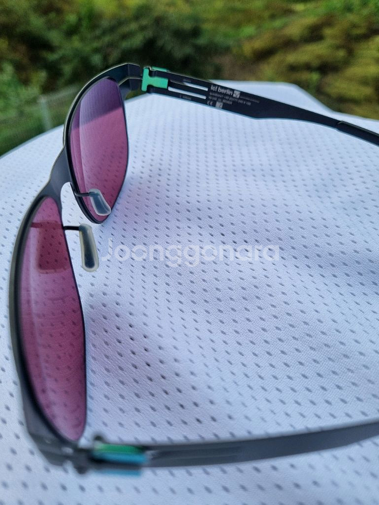 아이씨베를린 선글라스 팝니다--7