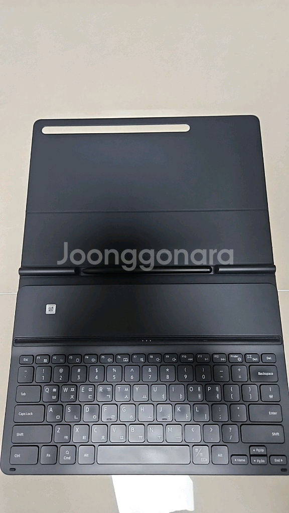 갤럭시탭 S8플러스 5G 128GB 키보드북커버 포함--5