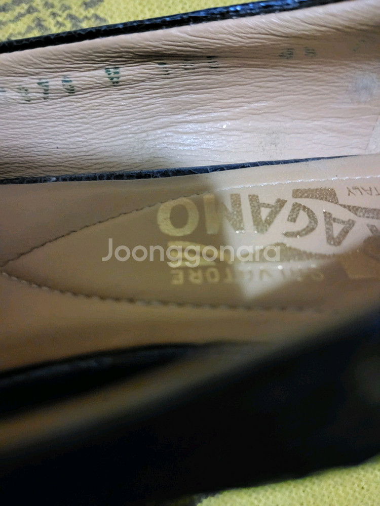 페레가모 바리나발레리나여성구두225mm(정품)--6