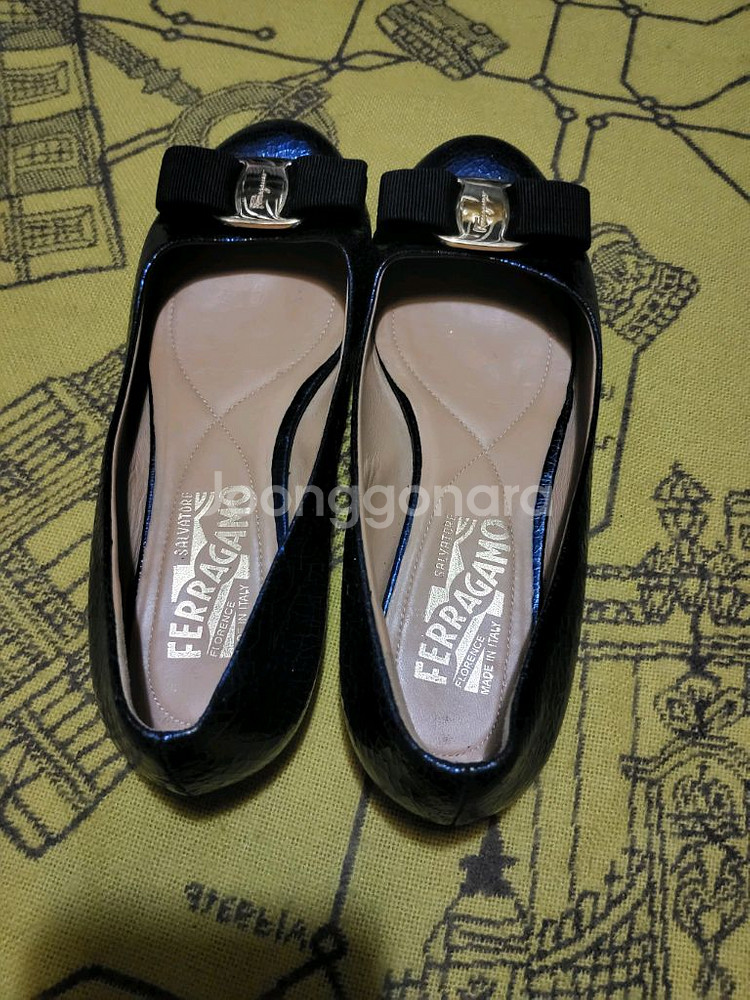 페레가모 바리나발레리나여성구두225mm(정품)--4