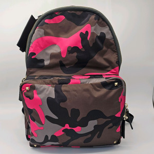 정품 발렌티노 카모 백팩