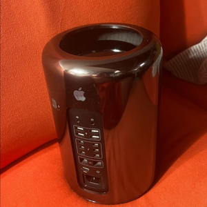 2013 맥프로 64g RAM, 1TB SSD 풀박스