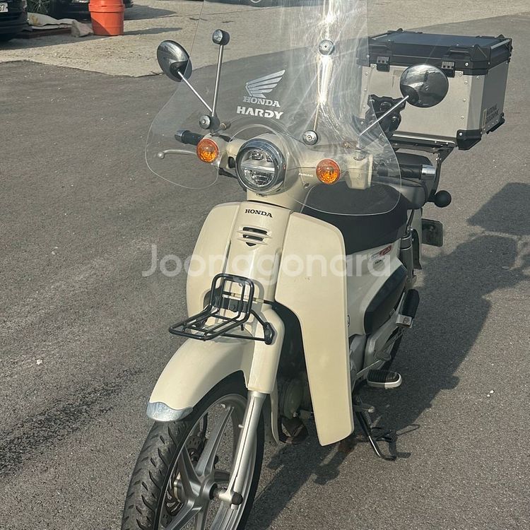 혼다 슈퍼커브 110 (21년식 · 베이지색)--4