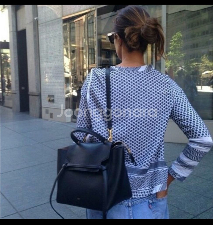 셀린느 벨트백--5