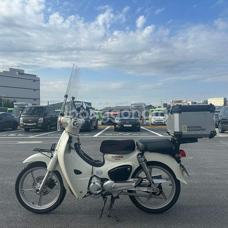 혼다 슈퍼커브 110 (21년식 · 베이지색)--0