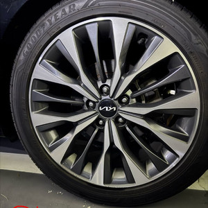 K8 19인치 -> 17인치 하브 휠 교환 원합니다.