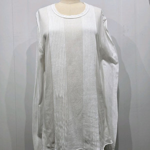 이세이미야케 화이트 핀턱 롱 슬리브 탑 긴팔 티셔츠