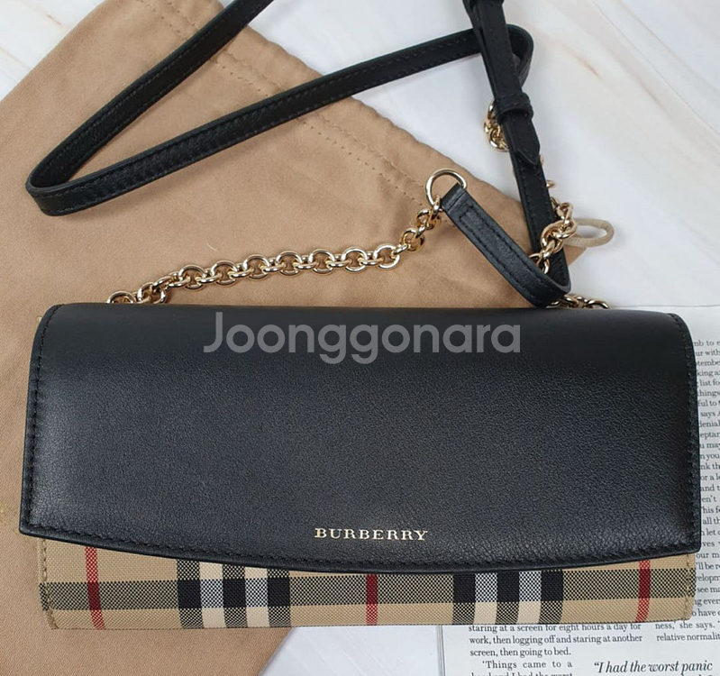 버버리 여성용 가방 판매 새상품--1