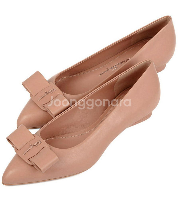 페라가모 바라 여성 구두 판매--0