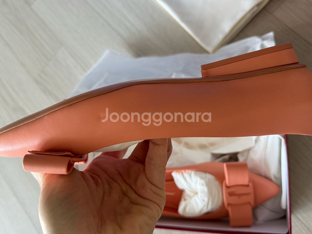 페라가모 바라 여성 구두 판매--7