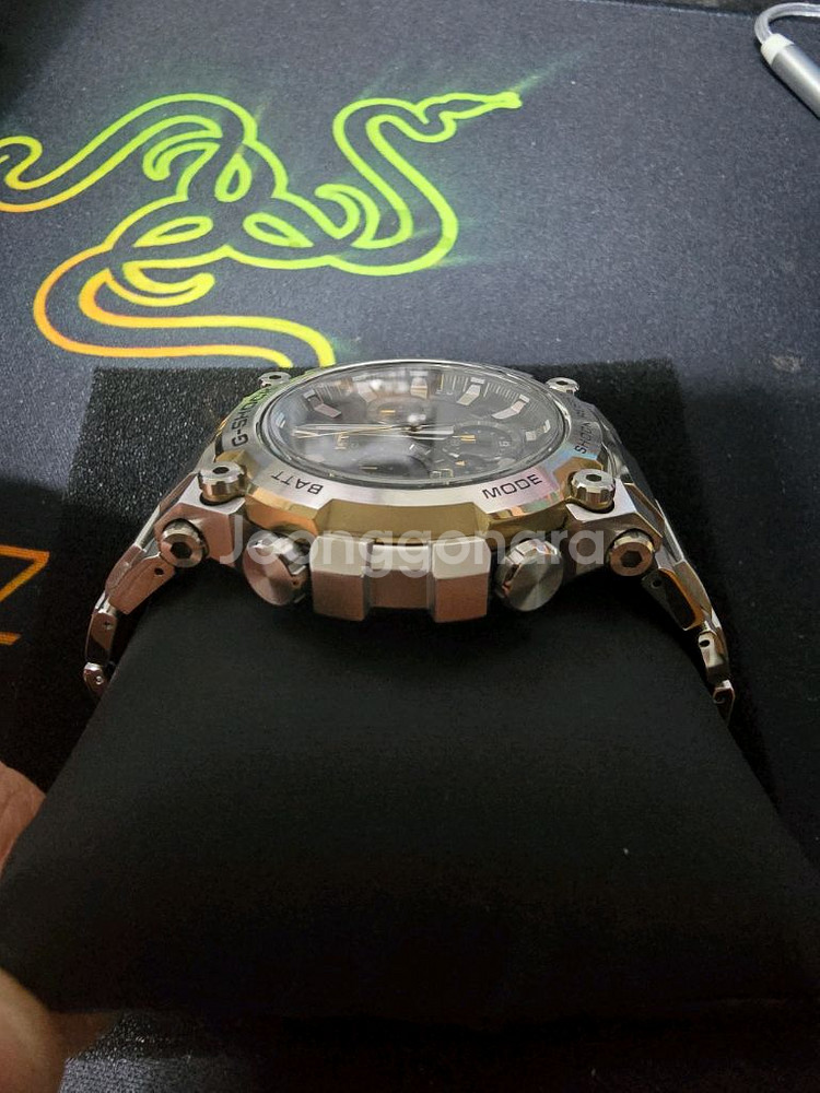 카시오 MTG-B3000D-1A9DR 실금 팝니다.--7