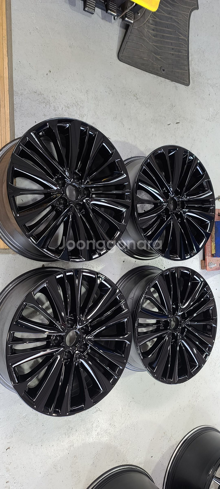 아슬란 블랙유광 18인치 순정휠 대품판매20만원--3