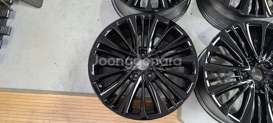 아슬란 블랙유광 18인치 순정휠 대품판매20만원--1