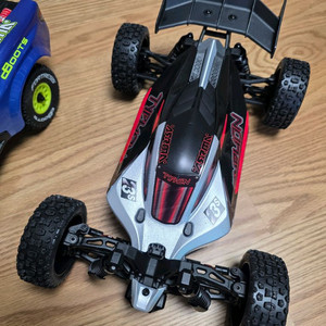 아르마 타이푼 arrma typhon grom 4x4