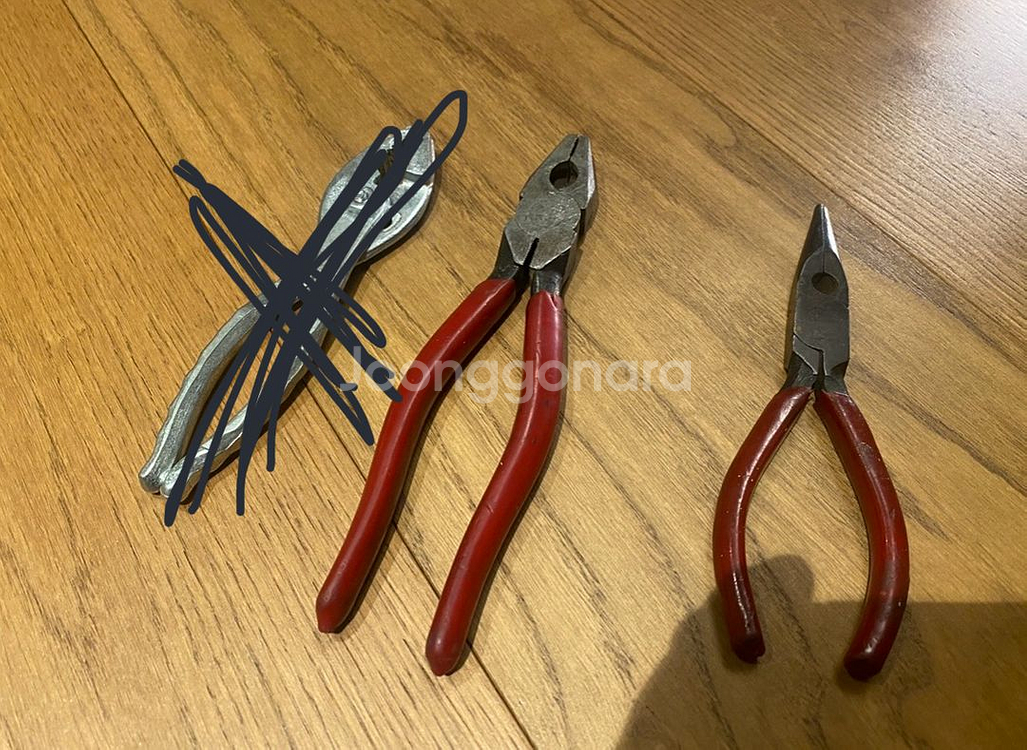 펜치 육각 렌치 등 각종 공구 세트 및 콘크리트 못--1