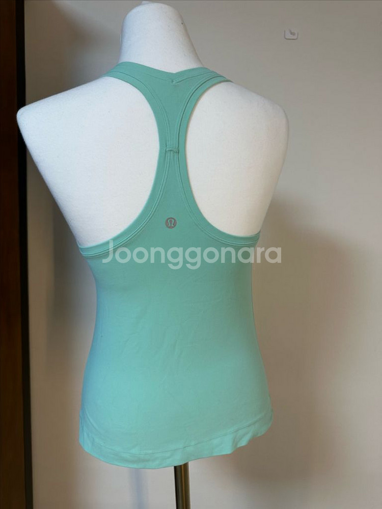 룰루레몬 상의--6