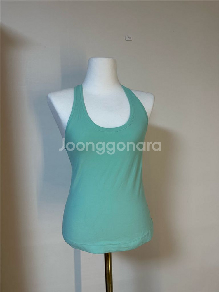 룰루레몬 상의--7