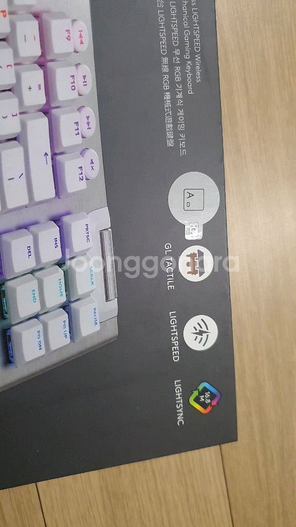 로지텍 키보드 G913 텐키리스 무선 RGB--1