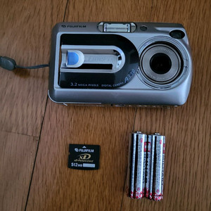 후지필름 파인픽스 A330