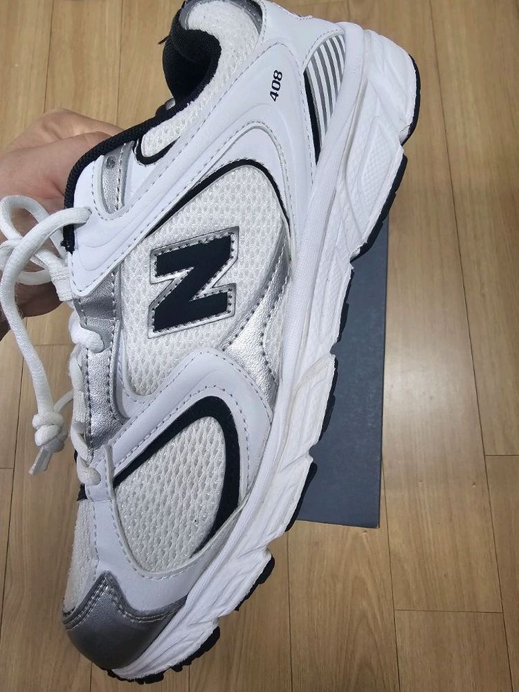 뉴발란스 408 운동화 240사이즈 새상품급--1