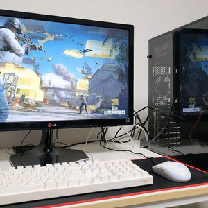 인텔 9세대 i5/GTX660/게이밍PC+모니터 풀셋