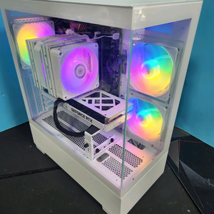 7800x3d 4070super 3개월 사용본체