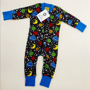 던스 행성 집업수트 62