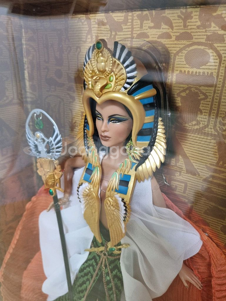 바비 골드라벨 클레오파트라 인형--3