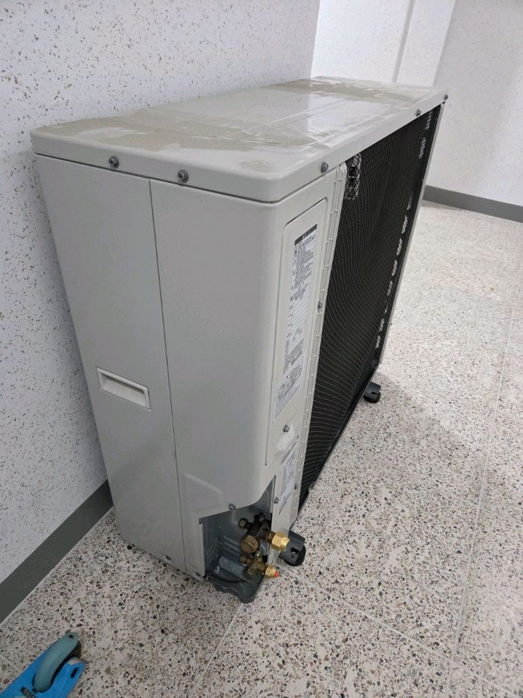 RPUQ0402S2R LG 시스템에어어컨 실외기 4마력 이미지