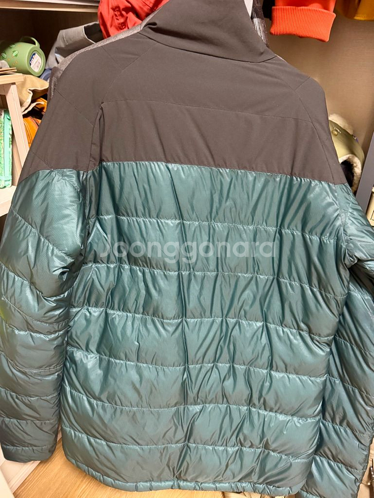 클라터뮤젠 리브 페더드프렌즈 헬리오스 랩 바투라 다운자켓--2