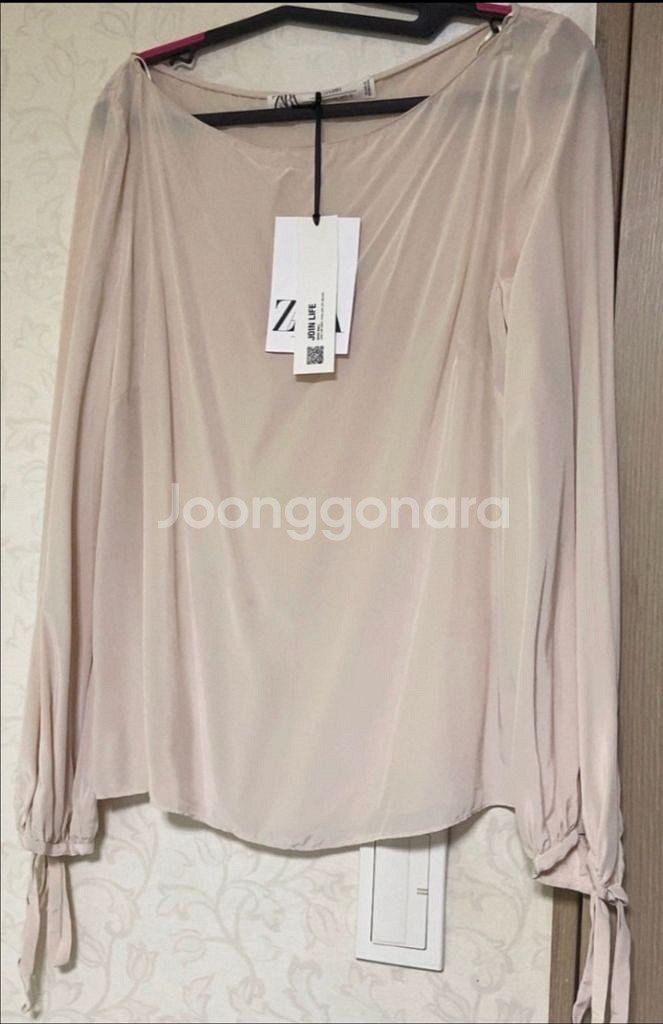 자라 플루이드 블라우스(새상품/택포)--2