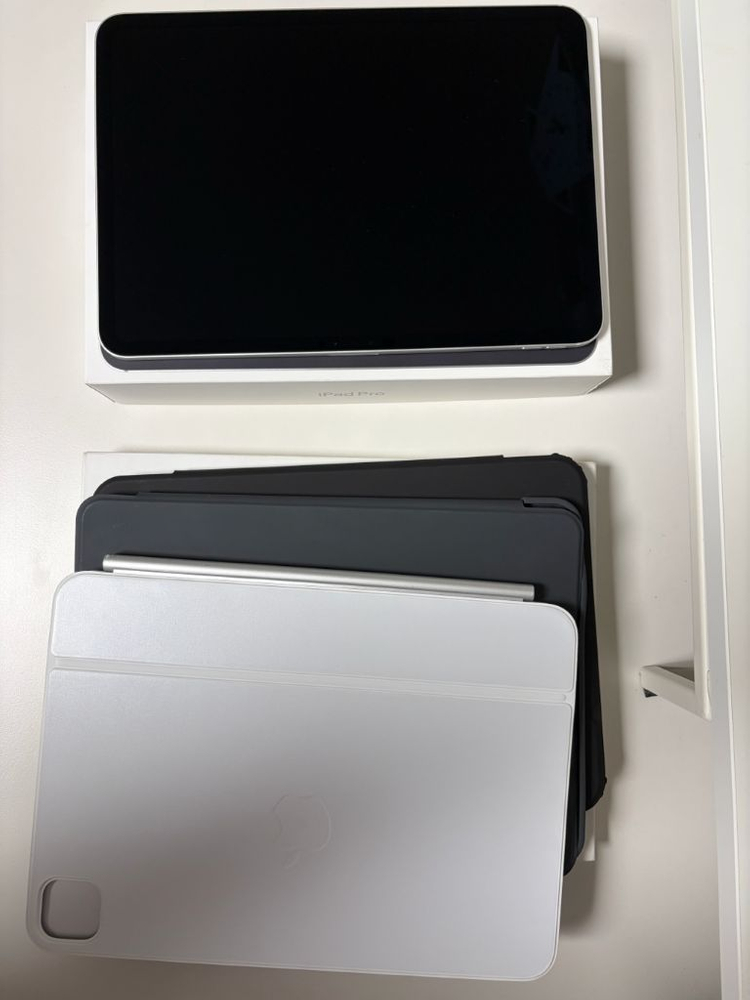 아이패드 프로 M4 11인치 256wifi +매직키보드--1