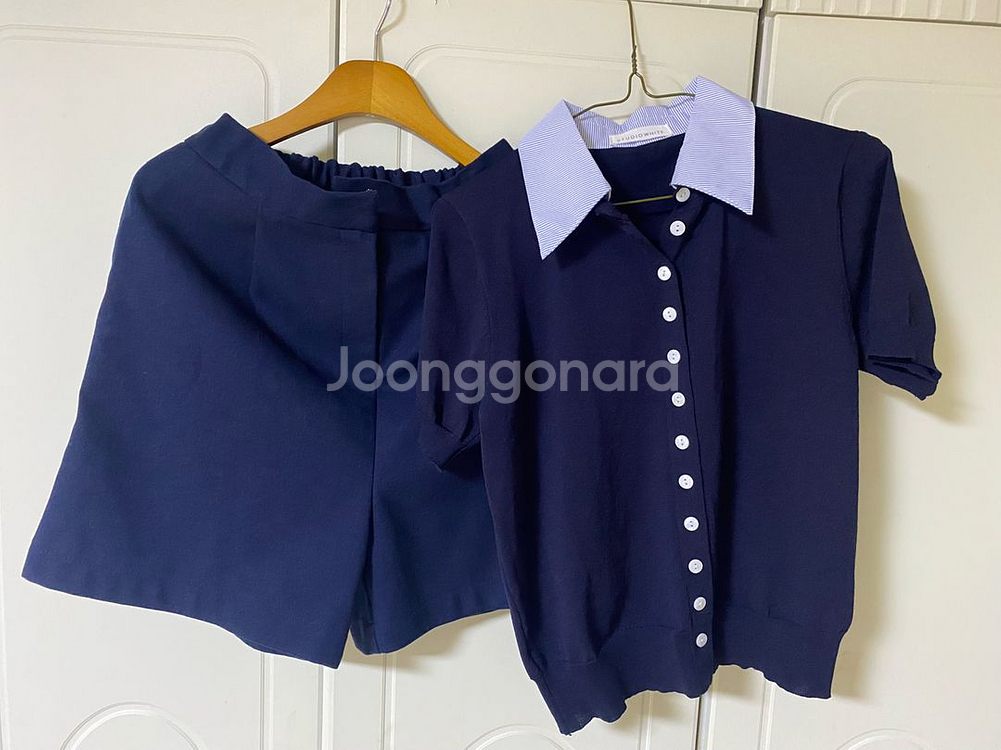 66사이즈 티셔츠 반바지 팝니다--0