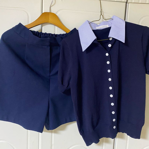 66사이즈 티셔츠 반바지 팝니다