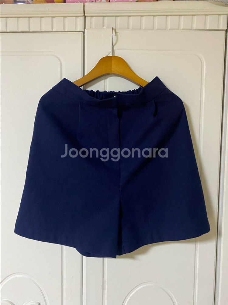 66사이즈 티셔츠 반바지 팝니다--2