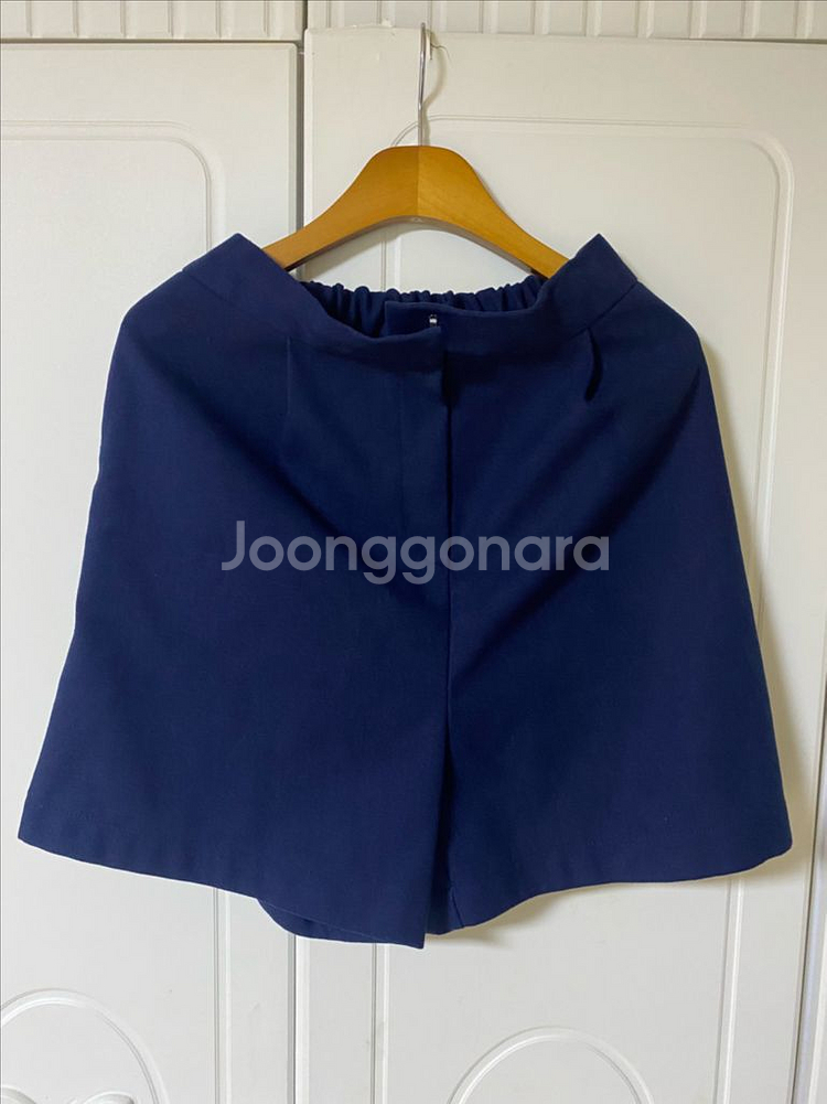 66사이즈 티셔츠 반바지 팝니다--1