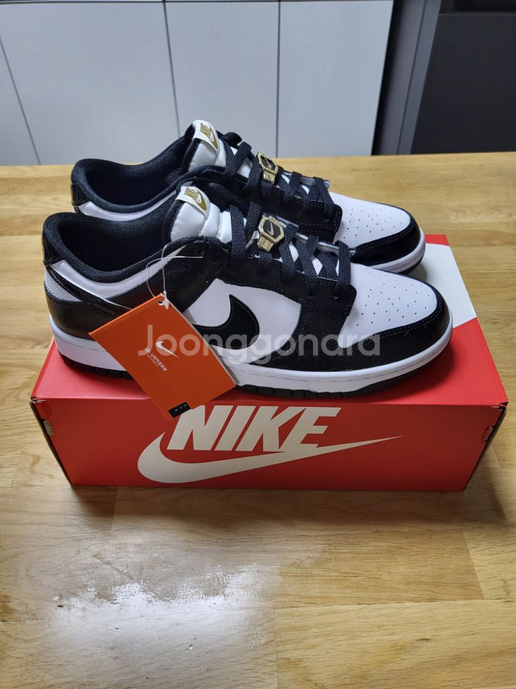 나이키 덩크 로우 레트로 SE 블랙--1