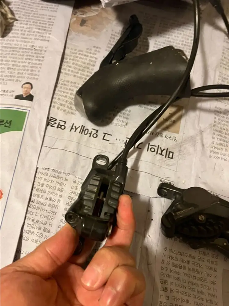 시마노 유압 브레이크 이미지