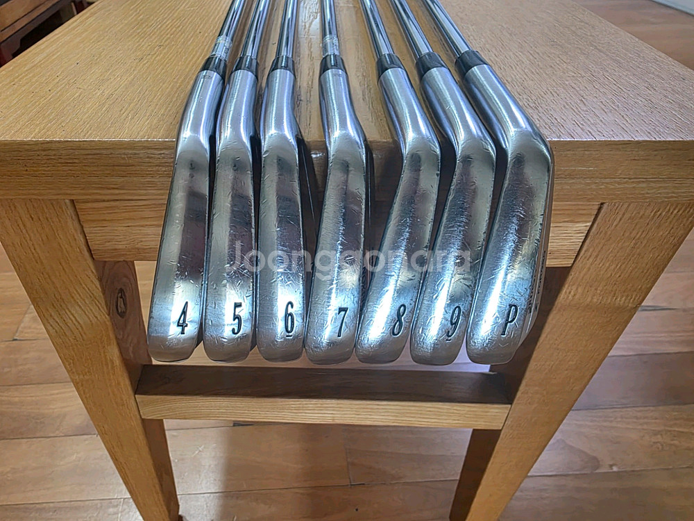 스릭슨 Z-Forged 4~P 7아이언 (디골S200)--1