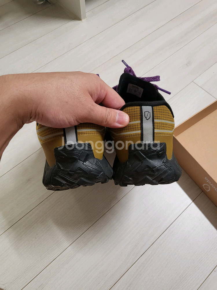 노다(norda)002 oak색상 US9.5(270)--8