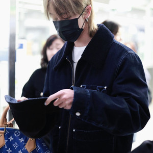 루이비통 2025 윈터리 데님 패딩 청자켓