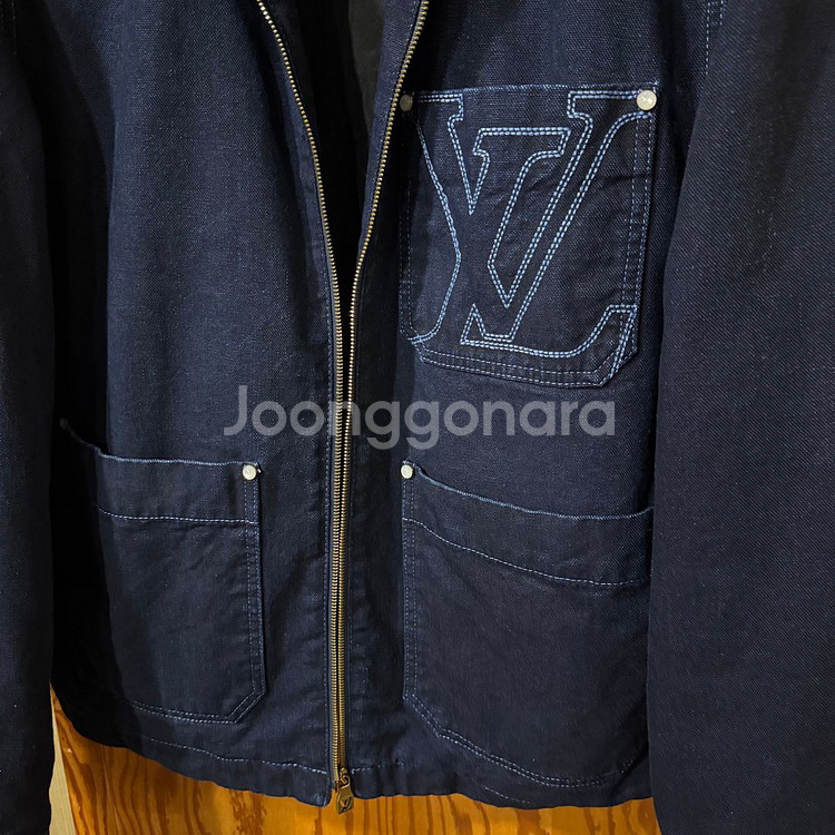 루이비통 2025 윈터리 데님 패딩 청자켓--4