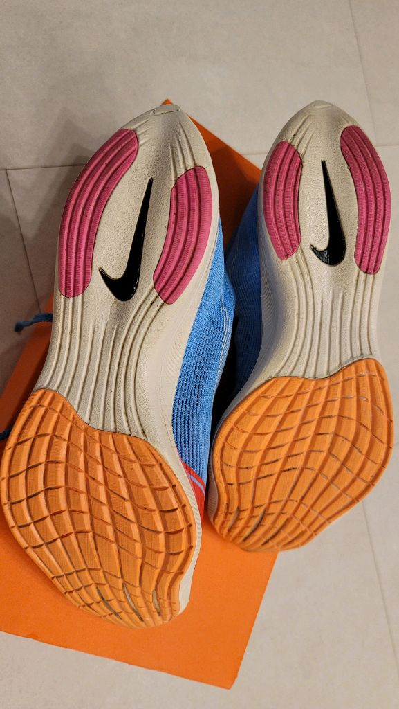 나이키 줌x 베이퍼플라이 넥스트2 DZ5222 250m 이미지