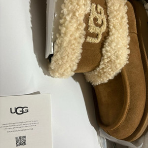 어그 플러프미니부츠 키즈 5 여성235사이즈정도