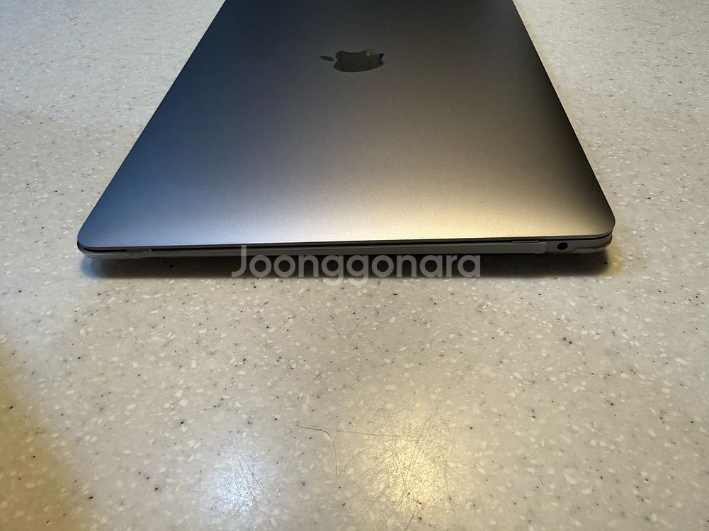 2020 맥북 에어 M1 256GB RAM 16GB 스--8
