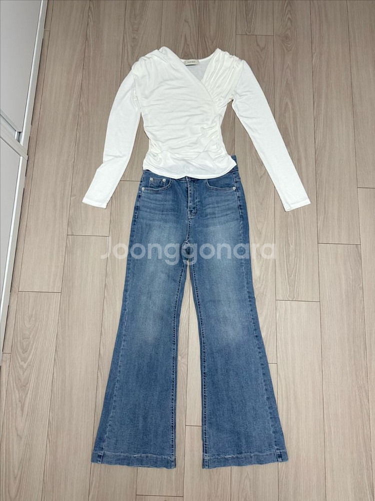 투버튼 부츠컷 청바지 S (새상품)--0