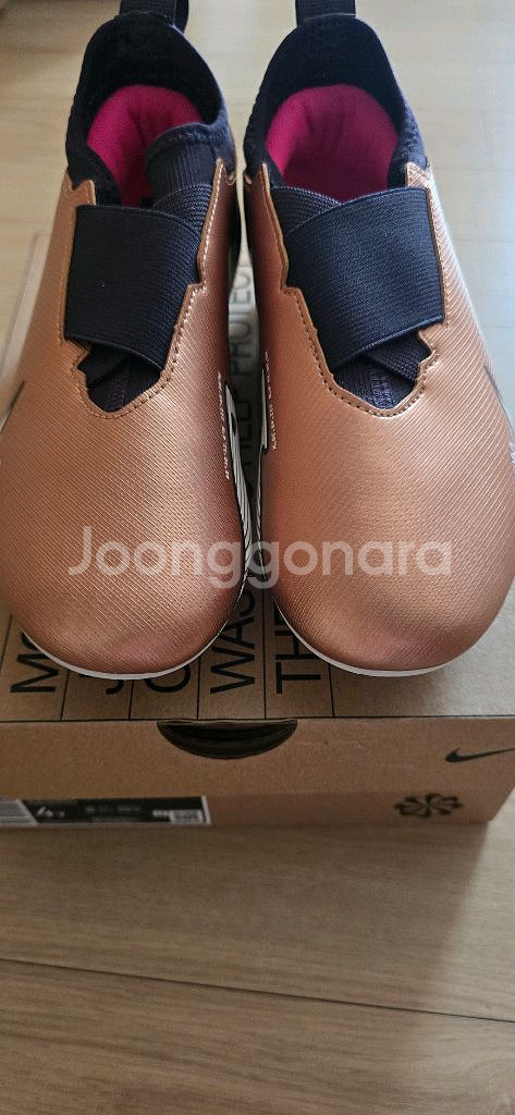 나이키 축구화 230 판매 (주니어 축구화)--3