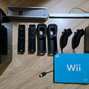 닌텐도위 wii 블랙 2인세트 판매합니다.