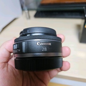 캐논 렌즈 RF 28mm f2.8 판매 합니다